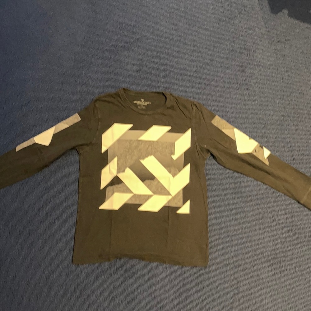 AE tee